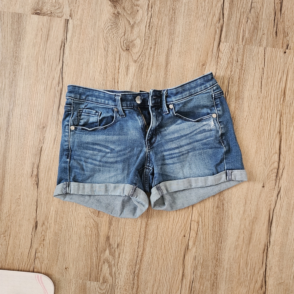 Stylish Women's Denim Shorts